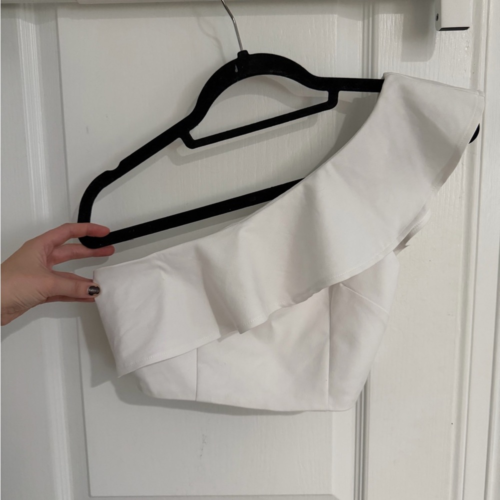 superdown White One-Shoulder Top